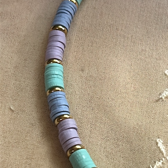 Heishi Beads Beach Bum in the Tropics Necklace - Picture 5 of 8